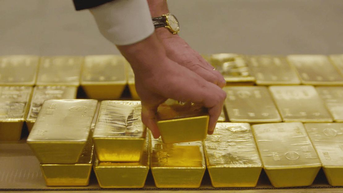 Why Gold Is Surging Today? Metal Rises With Bitcoin Price 